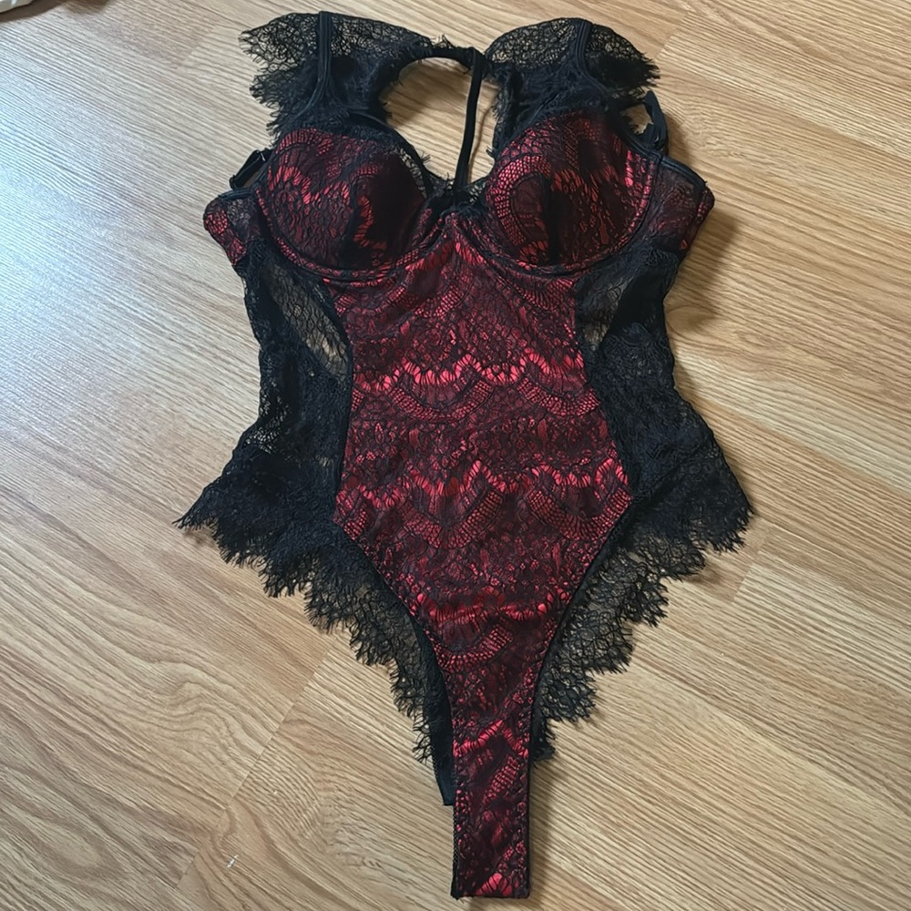 Lingerie Bodysuit ✨4/30$✨